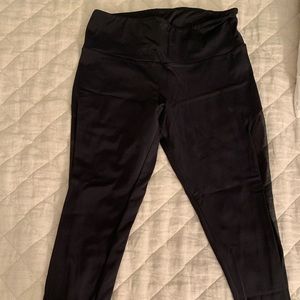 Onzie black workout leggings